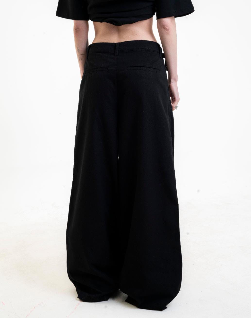 Classy Black Baggy Jeans