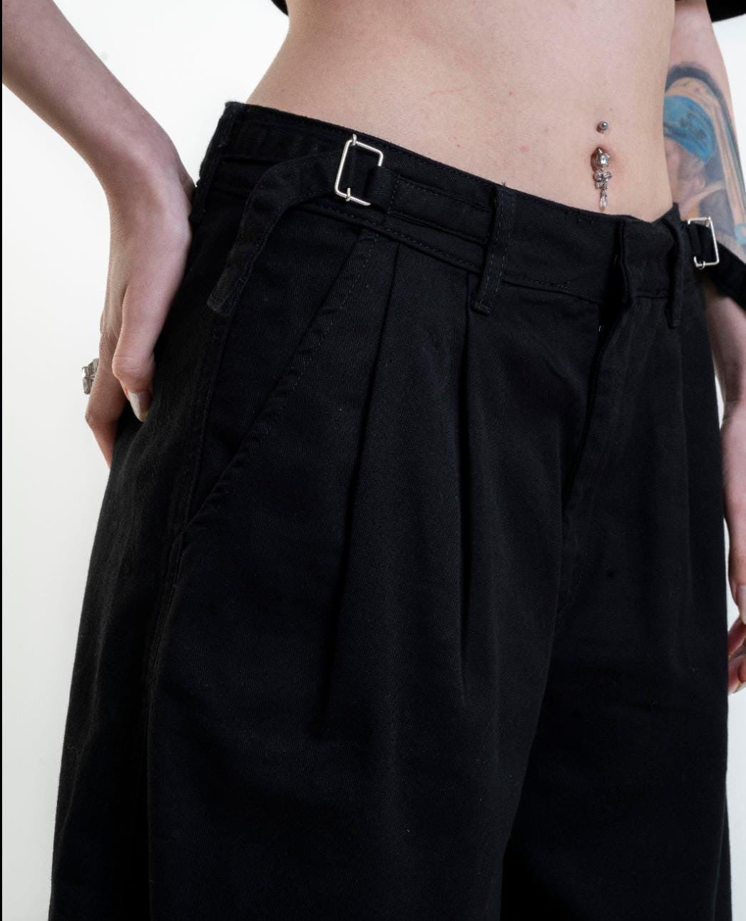 Classy Black Baggy Jeans