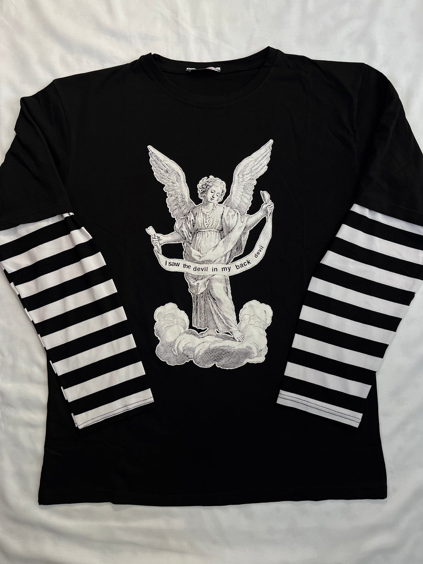 Angel line fake sleeve t-shirt