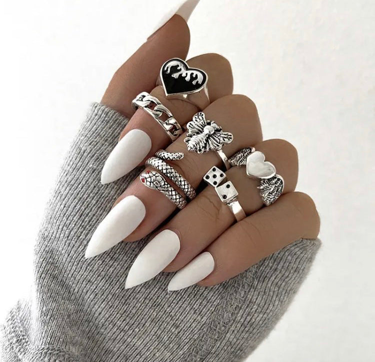 Aesthetic rings